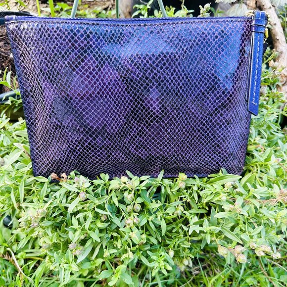 Coach F67523 purple snakeskin embossed tech pouch NWT MSRP $138 - Picture 3 of 12
